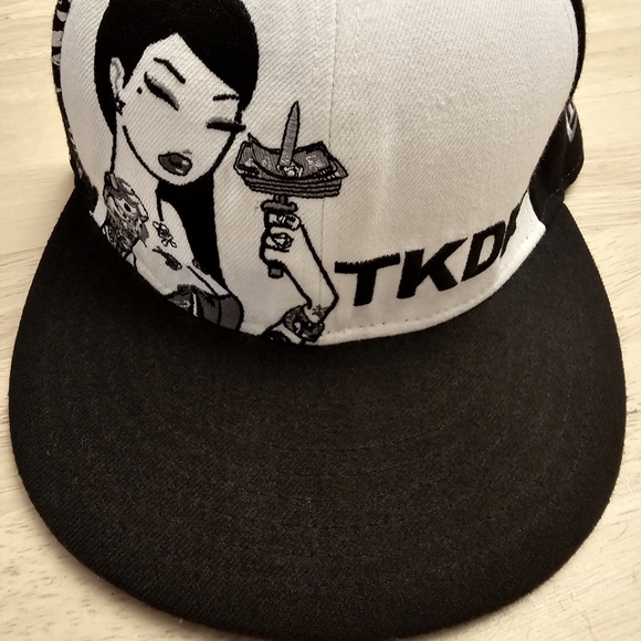 tokidoki Other - Tokidoki Money hat sz 7